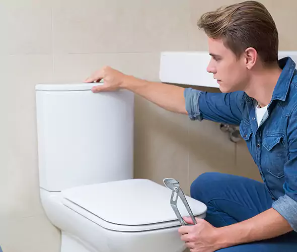 Expert Plumber for Toilet Replacement in Rockville Centre, NY: Schedule Affordable Toilet Replacement Services with Us