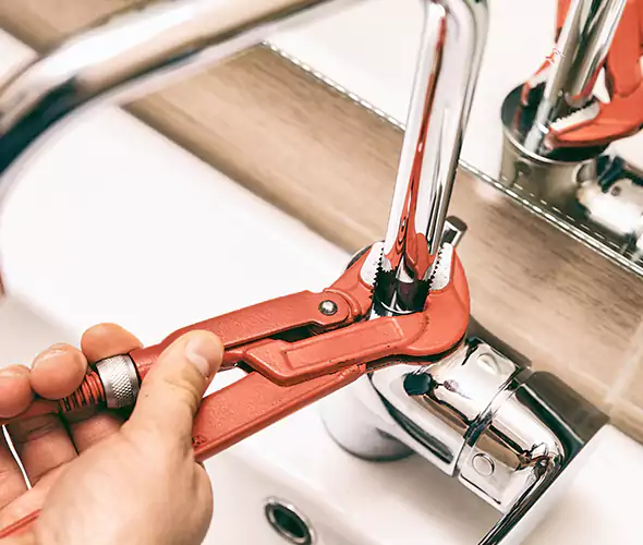 Expert Leak Repair Plumber in Rockville Centre, NY